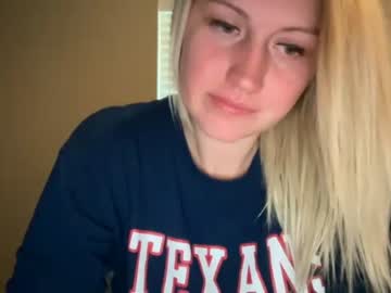 webcam girl smexxii93 live cam image #8063474