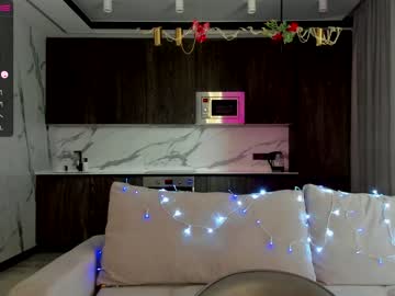 webcam girl angella_kleee live cam image #2734660