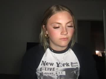 webcam girl daisyparkerxo live cam image #9013546