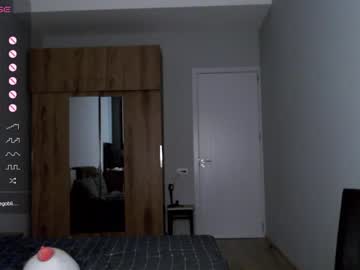 webcam girl illegaldream live cam image #7697946