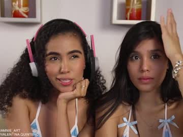 webcam girl veroniqe_lounge live cam image #8758471