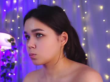 webcam girl helenmoors live cam image #7399899