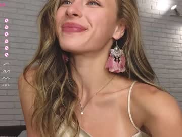 webcam girl uwunikaa live cam image #6912766