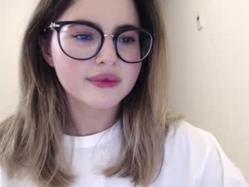 webcam girl playnofuckinggames live cam image #1947303