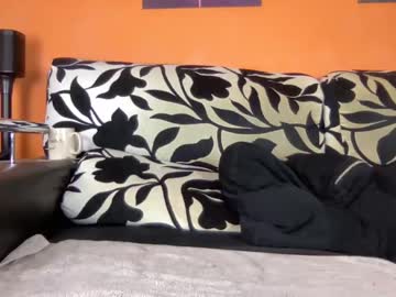 webcam girl lily_holy live cam image #3794640