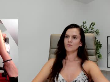 webcam girl legswattitude live cam image #9947974