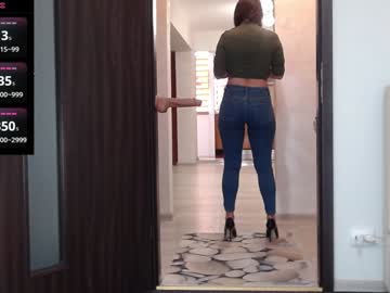 webcam girl carmela_fox live cam image #10589491