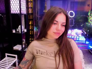 webcam girl alma_pearl live cam image #6280858