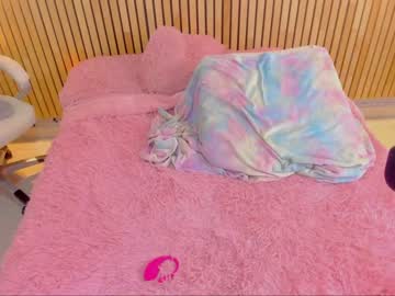 webcam girl little_effy18 live cam image #7585897