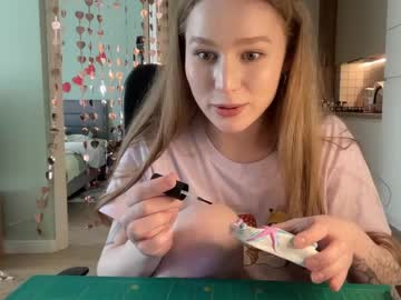 webcam girl whoisalisa live cam image #12697374