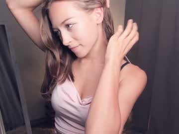 webcam girl wave_of_happy_ live cam image #7377648