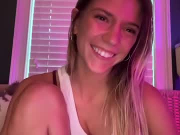 webcam girl oliviahansleyy live cam image #10437203