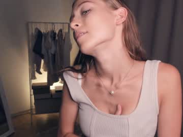 webcam girl wave_of_happy_ live cam image #7398152