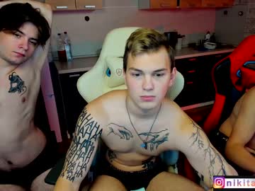 webcam man ali_bruin live cam image #7046648