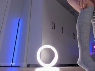 webcam girl yours_mey live cam image #7850288