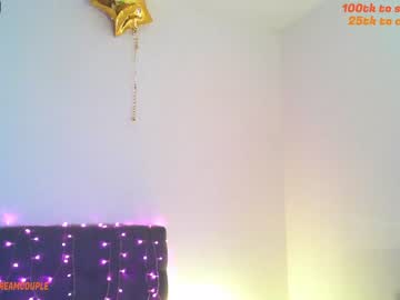 webcam couple peachcreamcouple live cam image #1420276