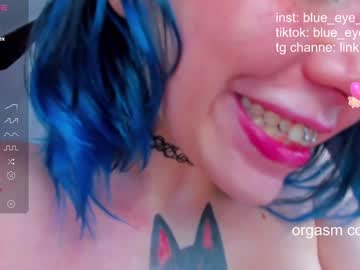 webcam girl blue_eye_twinkle live cam image #9522425