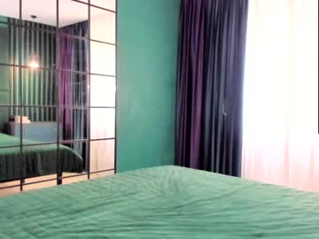 webcam girl joconda live cam image #10586930