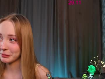 webcam girl lissa_meooow live cam image #11171979
