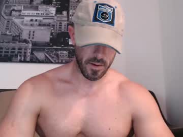 webcam man nerdmuscles2x live cam image #231585
