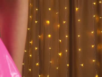 webcam girl helenmoors live cam image #6104233