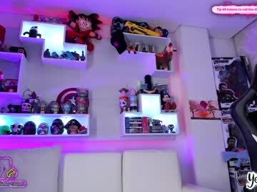 webcam girl yesikasaenz live cam image #8278417