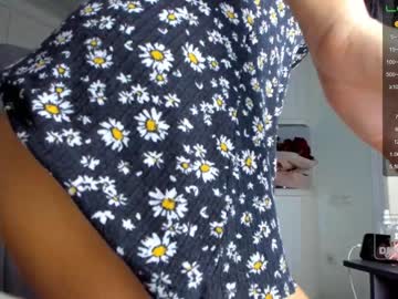 webcam girl miyong_7 live cam image #2817059