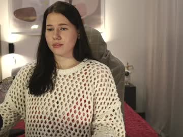 webcam girl girl_u_never_met live cam image #11793010