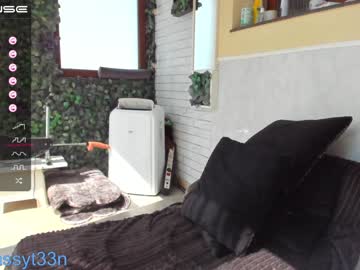 webcam girl sassyt33n live cam image #6479996