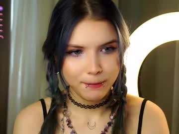 webcam girl merciabawden live cam image #13021799