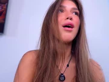 webcam girl canikissyou_ live cam image #12685485