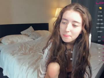 webcam girl llkadream live cam image #5493796