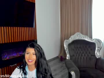 webcam girl moniqueeass live cam image #4985356