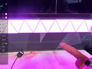 webcam girl vanessa_love live cam image #8399059