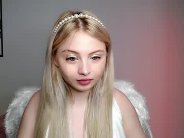 webcam girl shy_blondiee live cam image #5150462