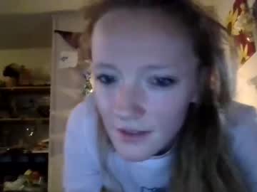 webcam girl zoeyshower live cam image #2603330