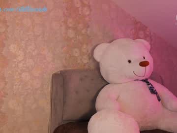 webcam girl stella_and_stephan live cam image #1488371
