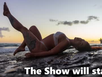 webcam girl carliescott_meow live cam image #4285414