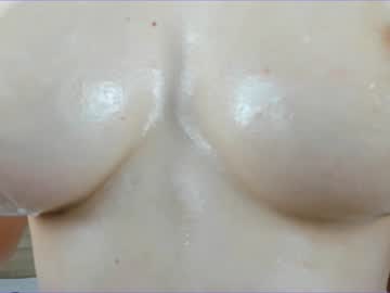 webcam girl hayneiko live cam image #690014