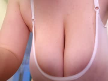 webcam girl harmonicdiv live cam image #11080742