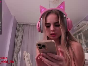 webcam girl misss_vikki live cam image #1687408