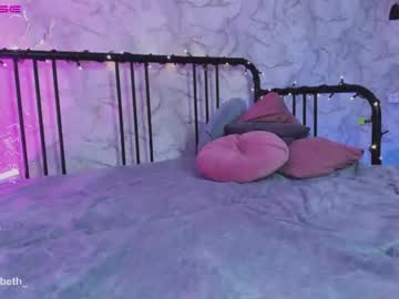 webcam couple bethanie_derek live cam image #3894437