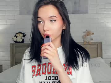 webcam girl riskyproject live cam image #8579952