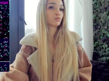 webcam girl sassyt33n live cam image #5271196
