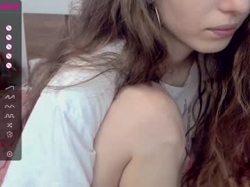 webcam girl maya20022 live cam image #2849419