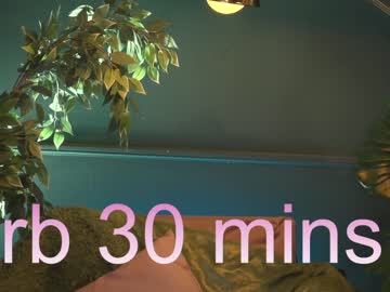webcam girl nicole_soft live cam image #3100704