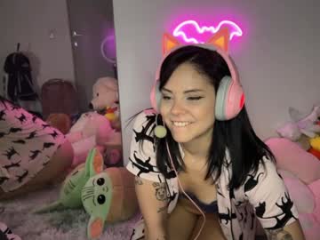 webcam girl one_more_cum live cam image #10326757