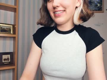 webcam girl sun_like_hugs live cam image #5934177