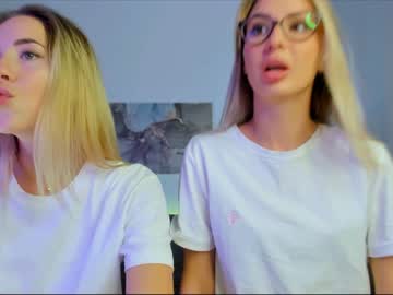 webcam girl emmi_rosee live cam image #3866697
