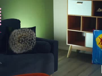 webcam girl audreycarvin live cam image #10527598
